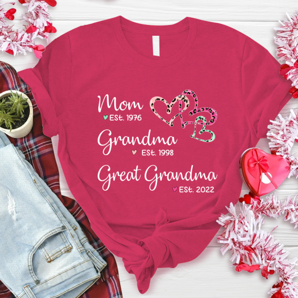 00Mom Est Grandma Est Great Grandma Heart Leopard V2 classic 05 heliconia women.png