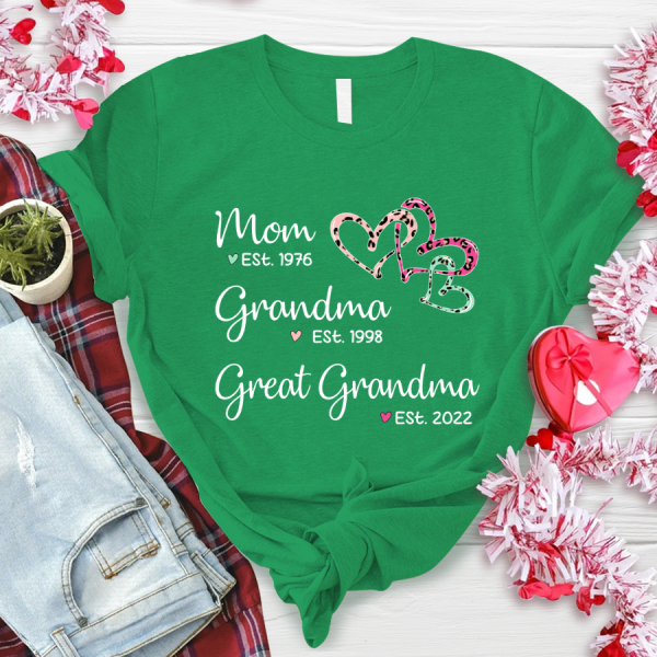 00Mom Est Grandma Est Great Grandma Heart Leopard V2 classic 07 irish green women.png
