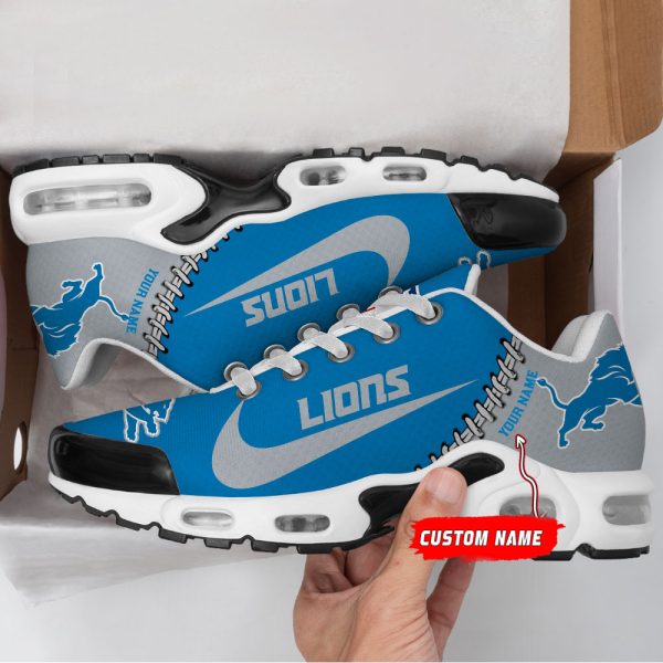 DCC NOMER00111 NFLSHOESDetroitLions HoodieBack.jpg