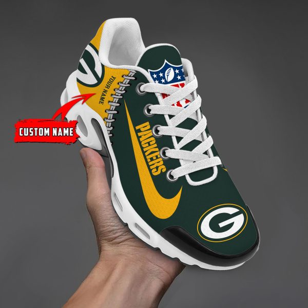 DCC NOMER00112 NFLSHOESGreenBayPackers HoodieFront.jpg