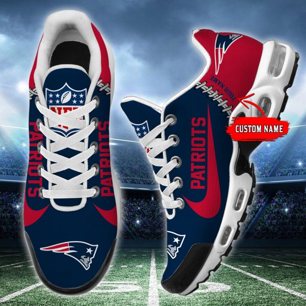 DCC NOMER00119 NFLSHOESNewEnglandPatriots poster.jpg