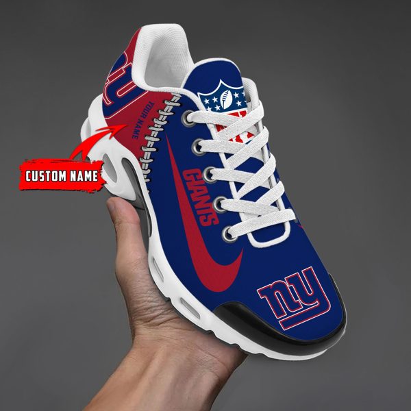 DCC NOMER00122 NFLSHOESNewYorkGiants HoodieFront.jpg