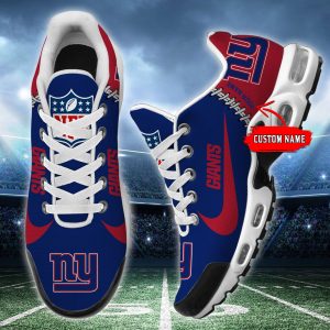 DCC NOMER00122 NFLSHOESNewYorkGiants poster.jpg