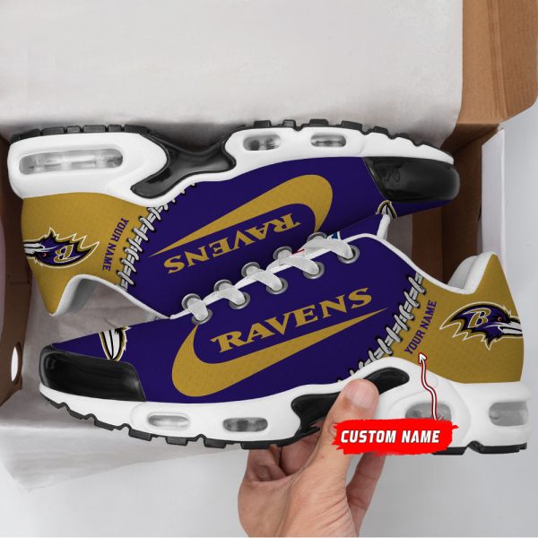 DCC NOMER0013 NFLSHOESBaltimoreRavens HoodieBack.jpg