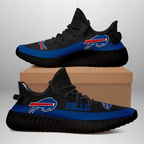MOCKUP YEEZY 01 black 6 1.jpg
